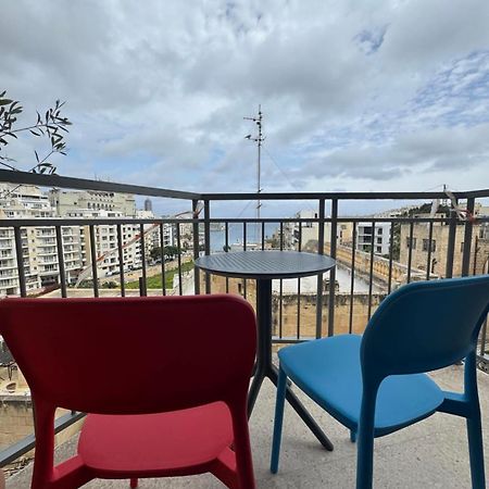 3 Bedrm Apt Seaview Balluta Bay 슬리에마 외부 사진