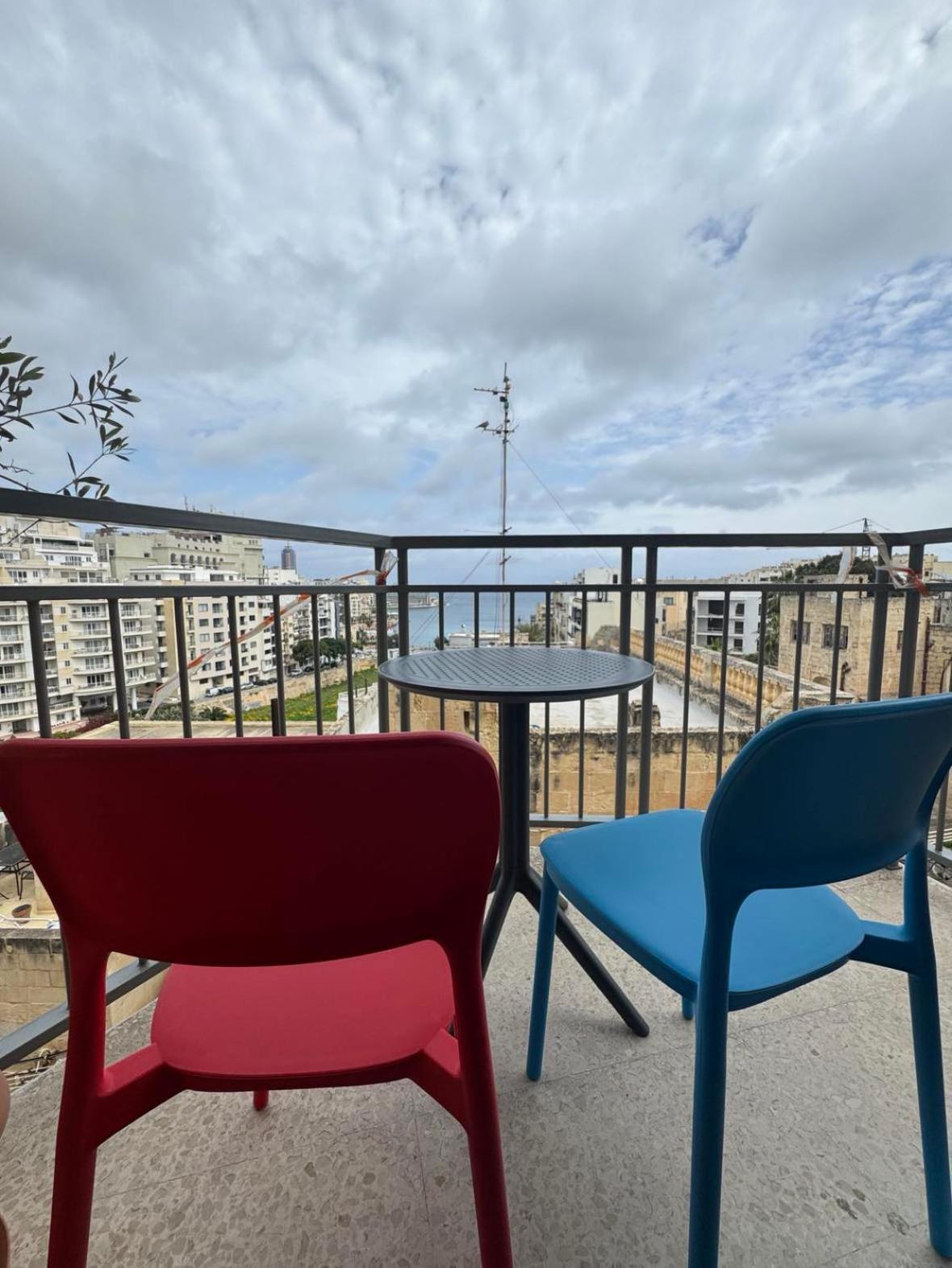 3 Bedrm Apt Seaview Balluta Bay 슬리에마 외부 사진